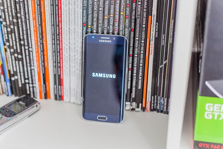 Samsung Galaxy S6 Edge (17).jpg